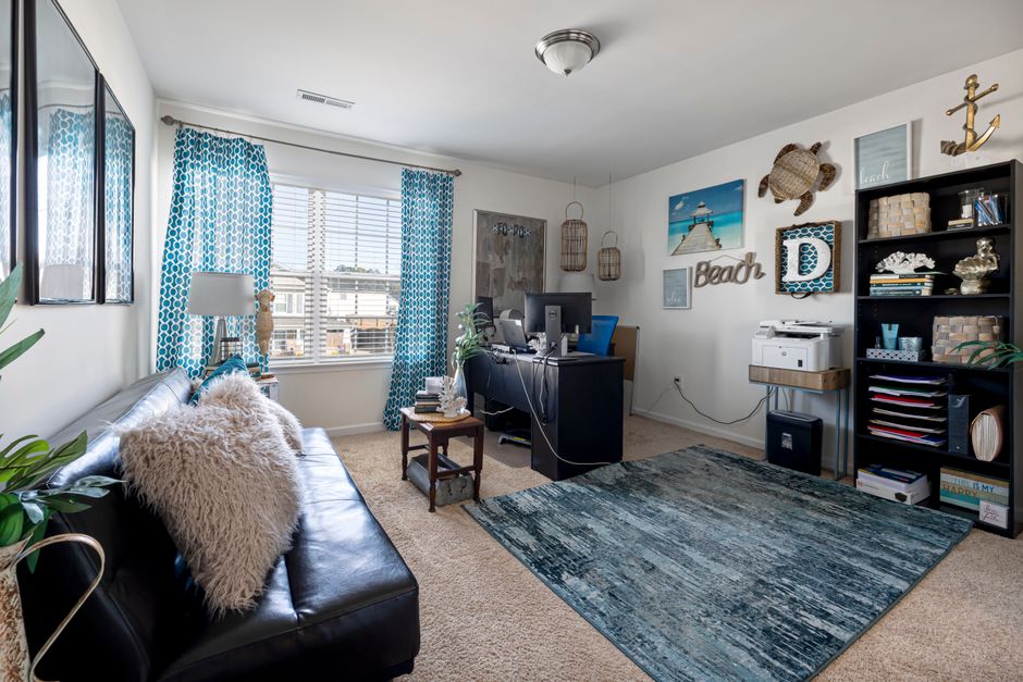Indoor decor mimicking coastal dune atmosphere.
