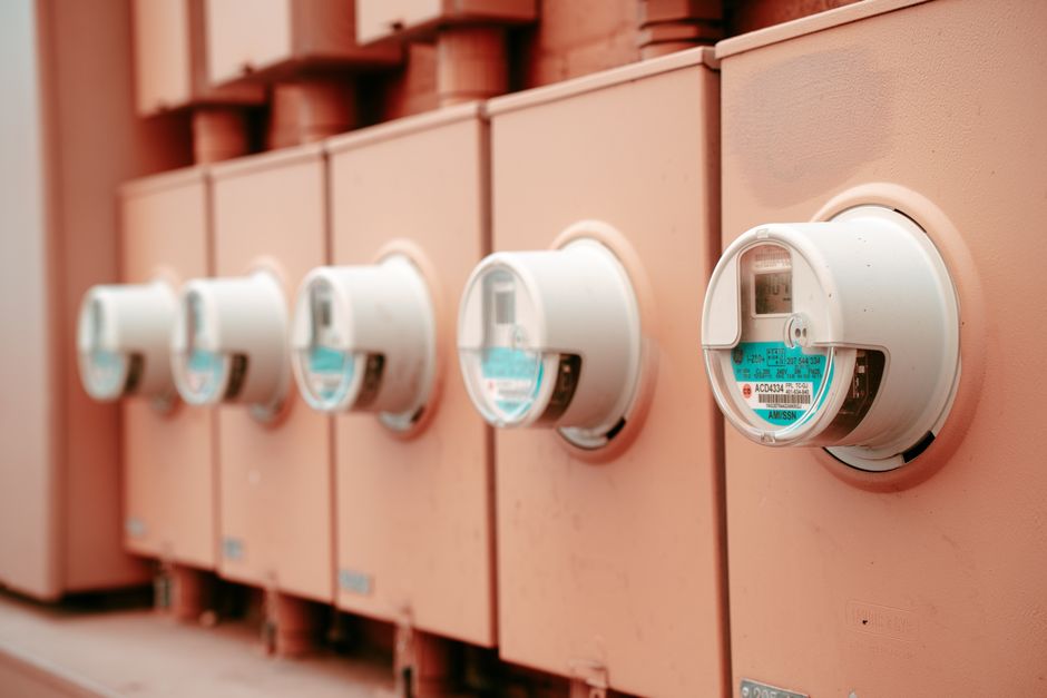 Smart meter displaying summer energy usage.